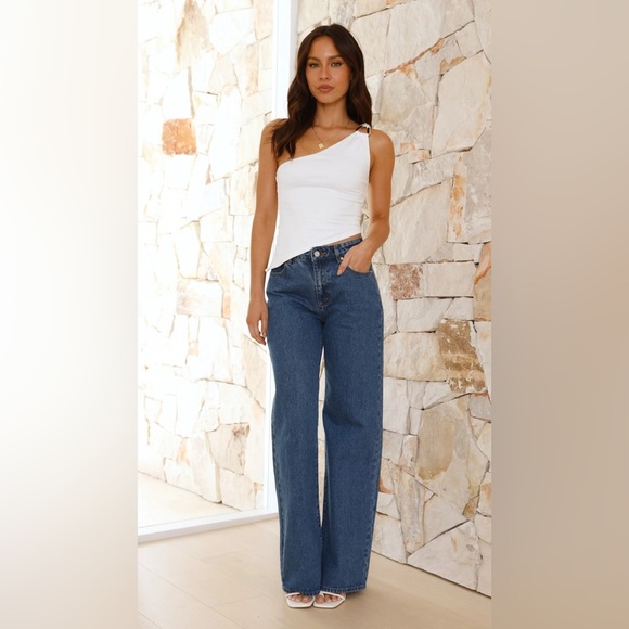 Soraia Top - BILLY J BOUTIQUE - Picture 1 of 4